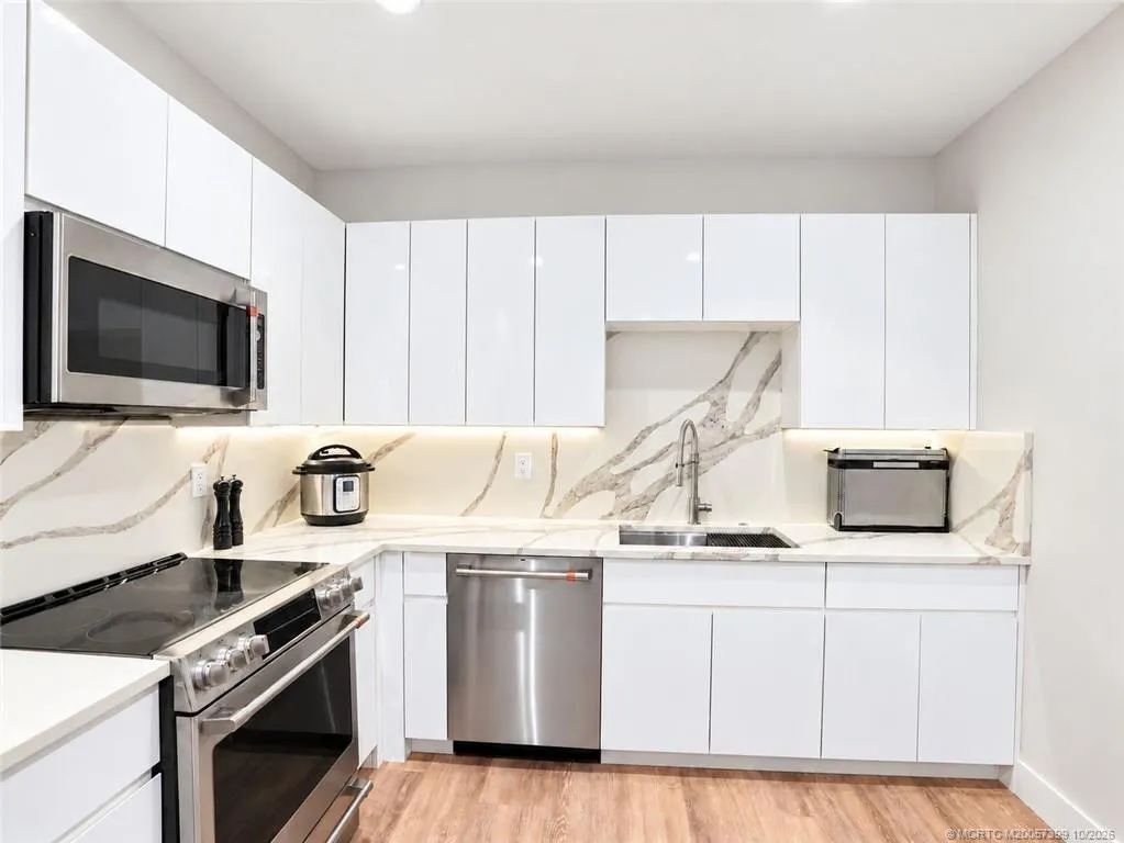 41 SW Seminole Street #Unit #404