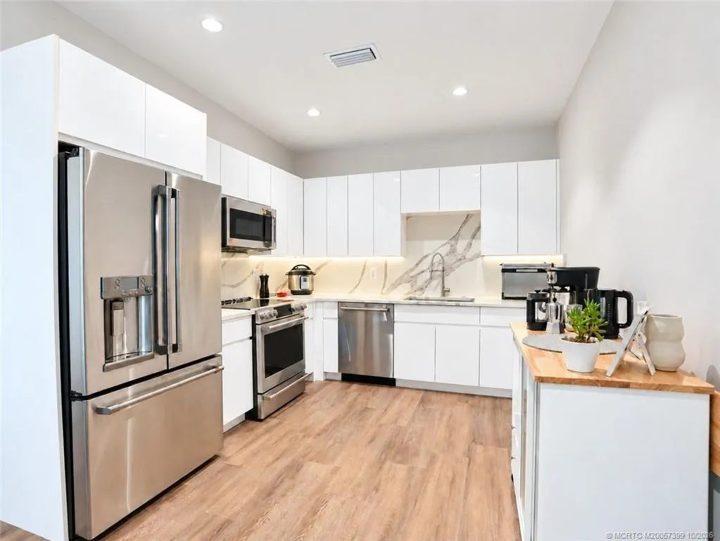 41 SW Seminole Street #Unit #404