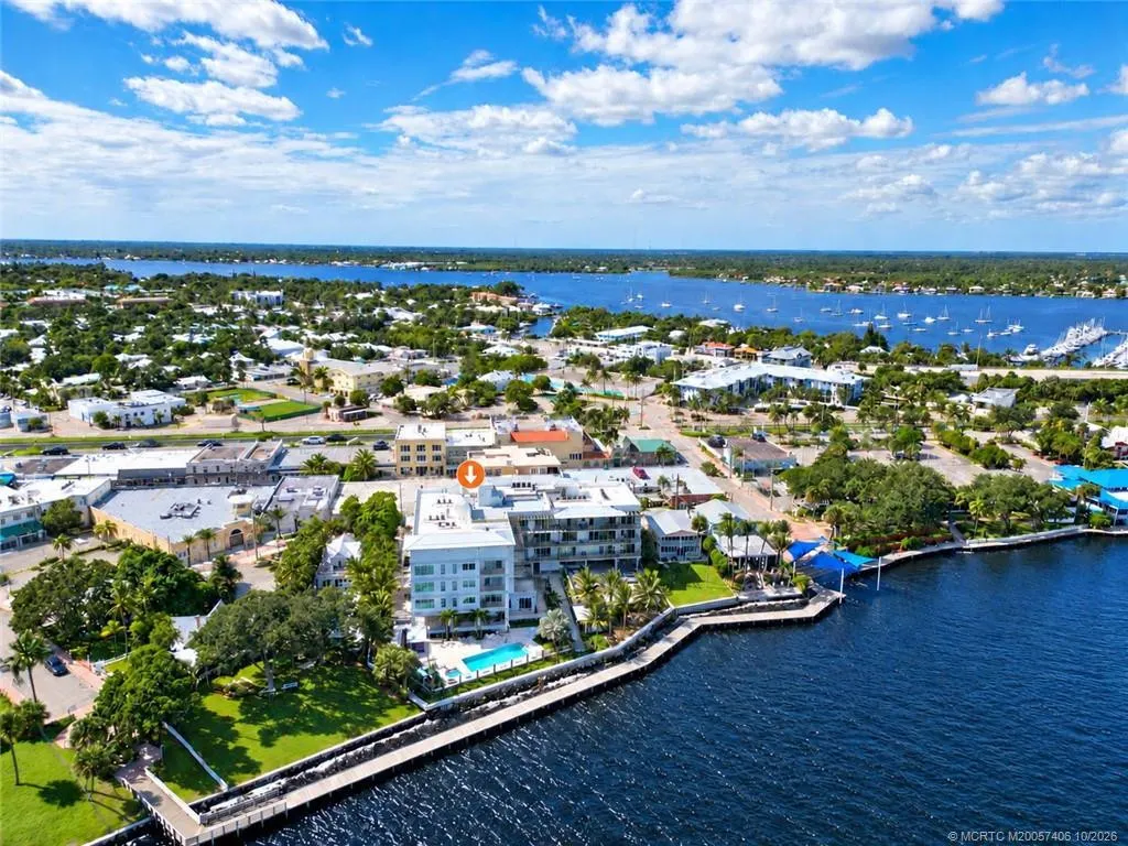 41 SW Seminole Street #Apt# 404