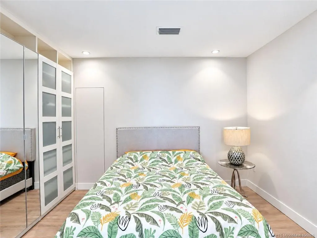 41 SW Seminole Street #Apt# 404