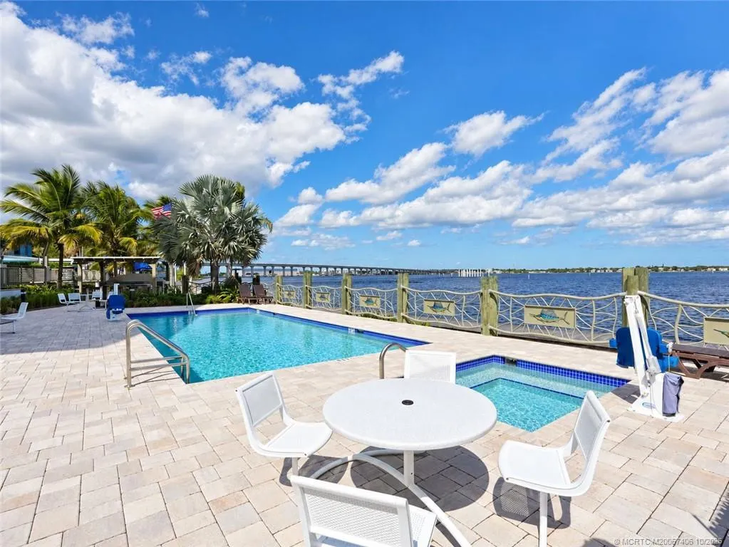 41 SW Seminole Street #Apt# 404
