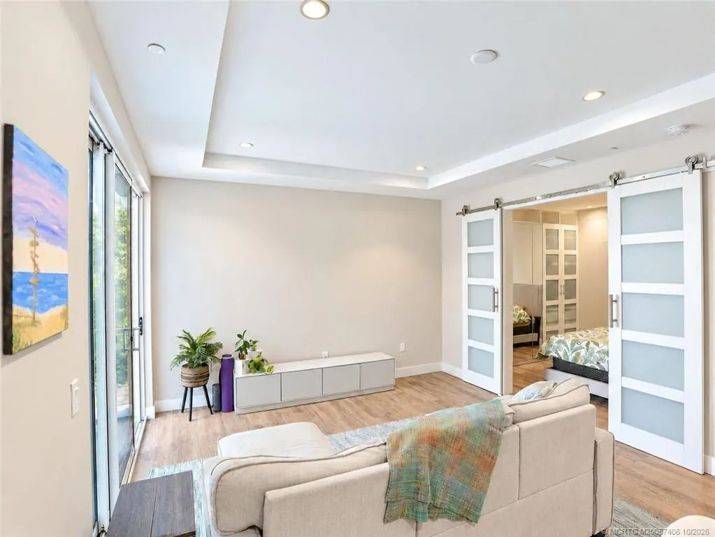 41 SW Seminole Street #Apt# 404