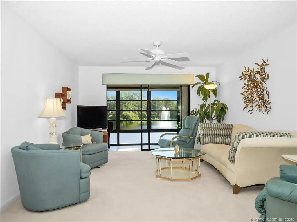 300 SW South River Drive #206