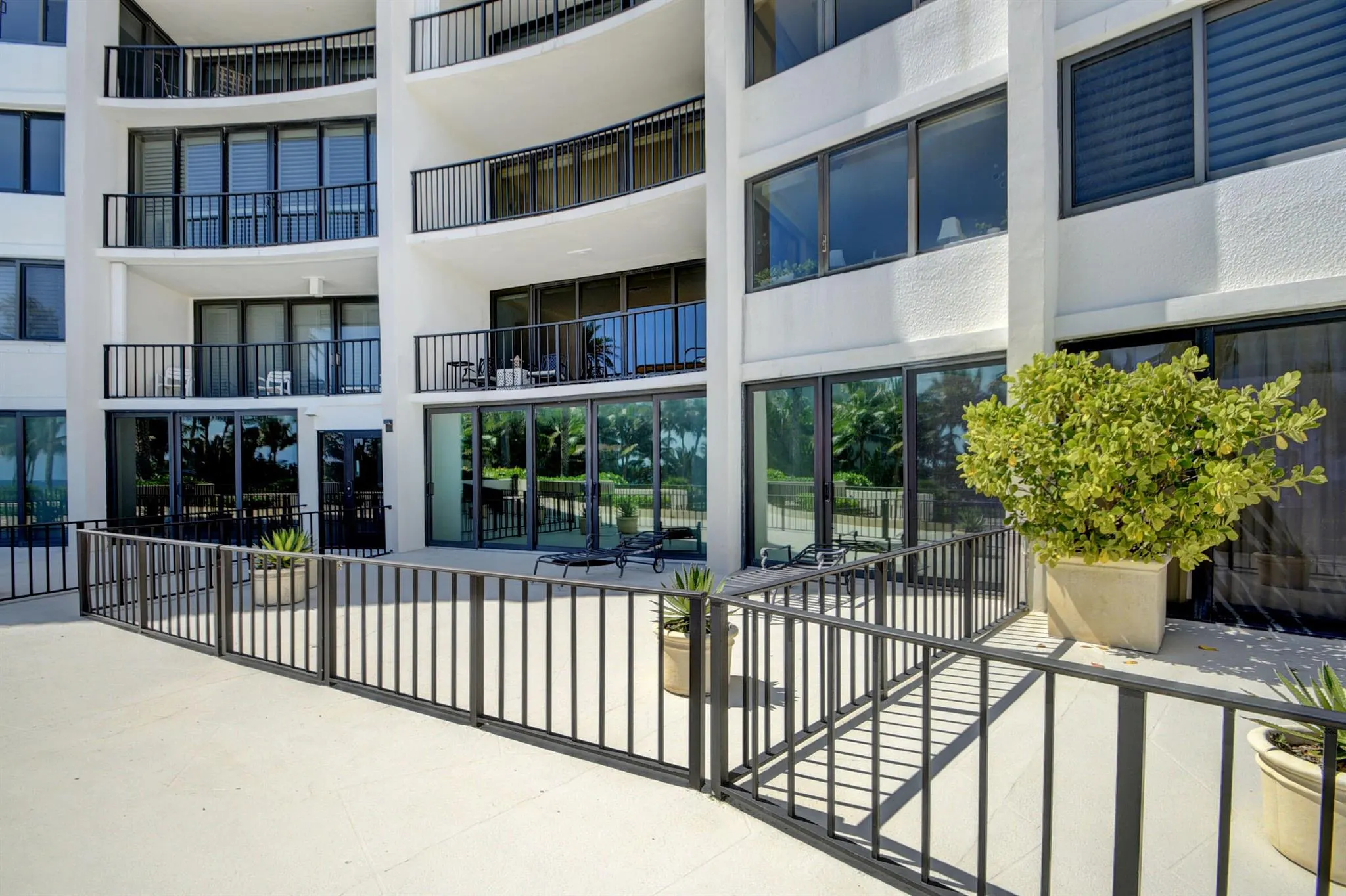 6885 N Ocean Boulevard, #1040
