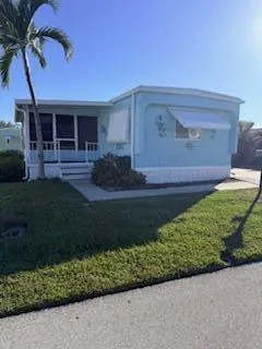 102 N Warner Drive