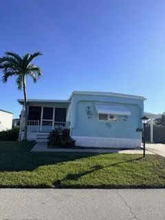 102 N Warner Drive