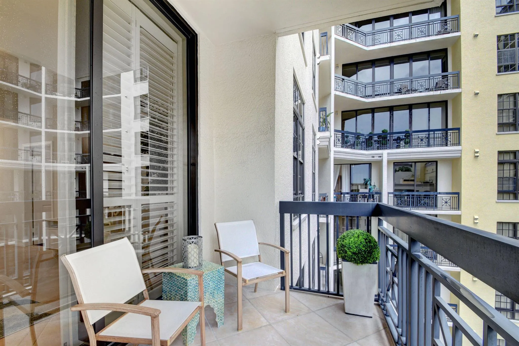 701 S Olive Avenue, #1506