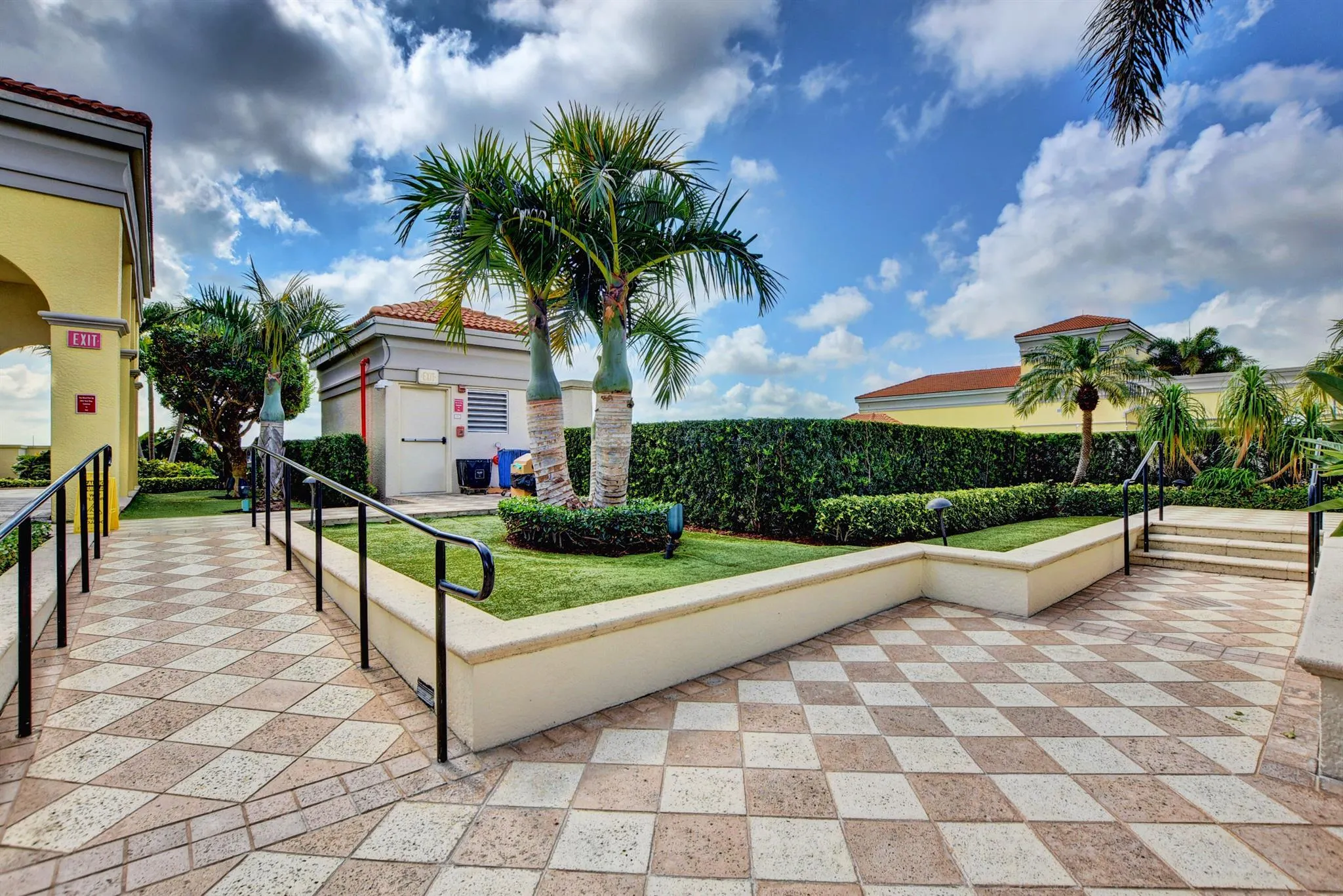 701 S Olive Avenue, #1506
