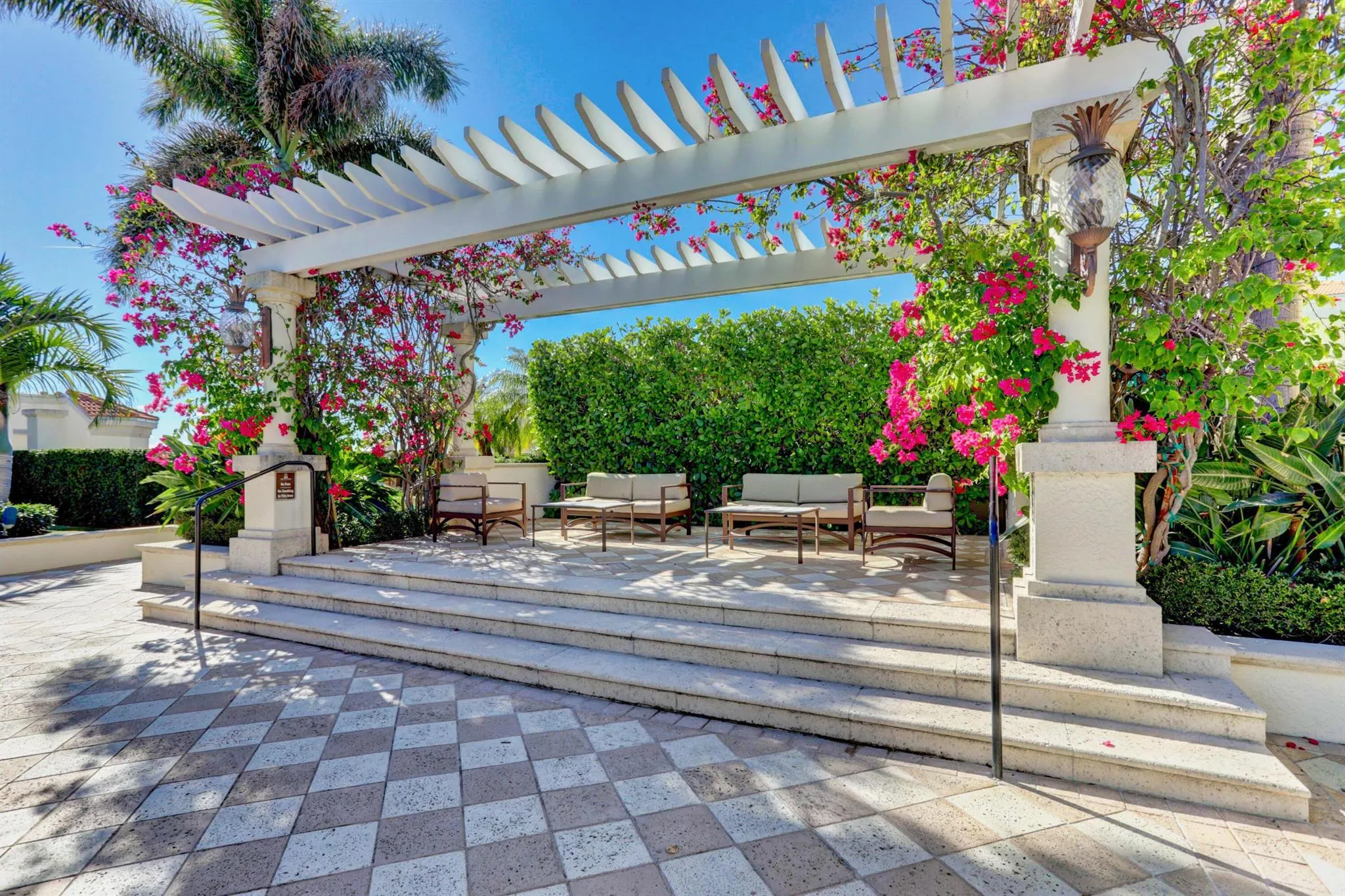 701 S Olive Avenue, #1506