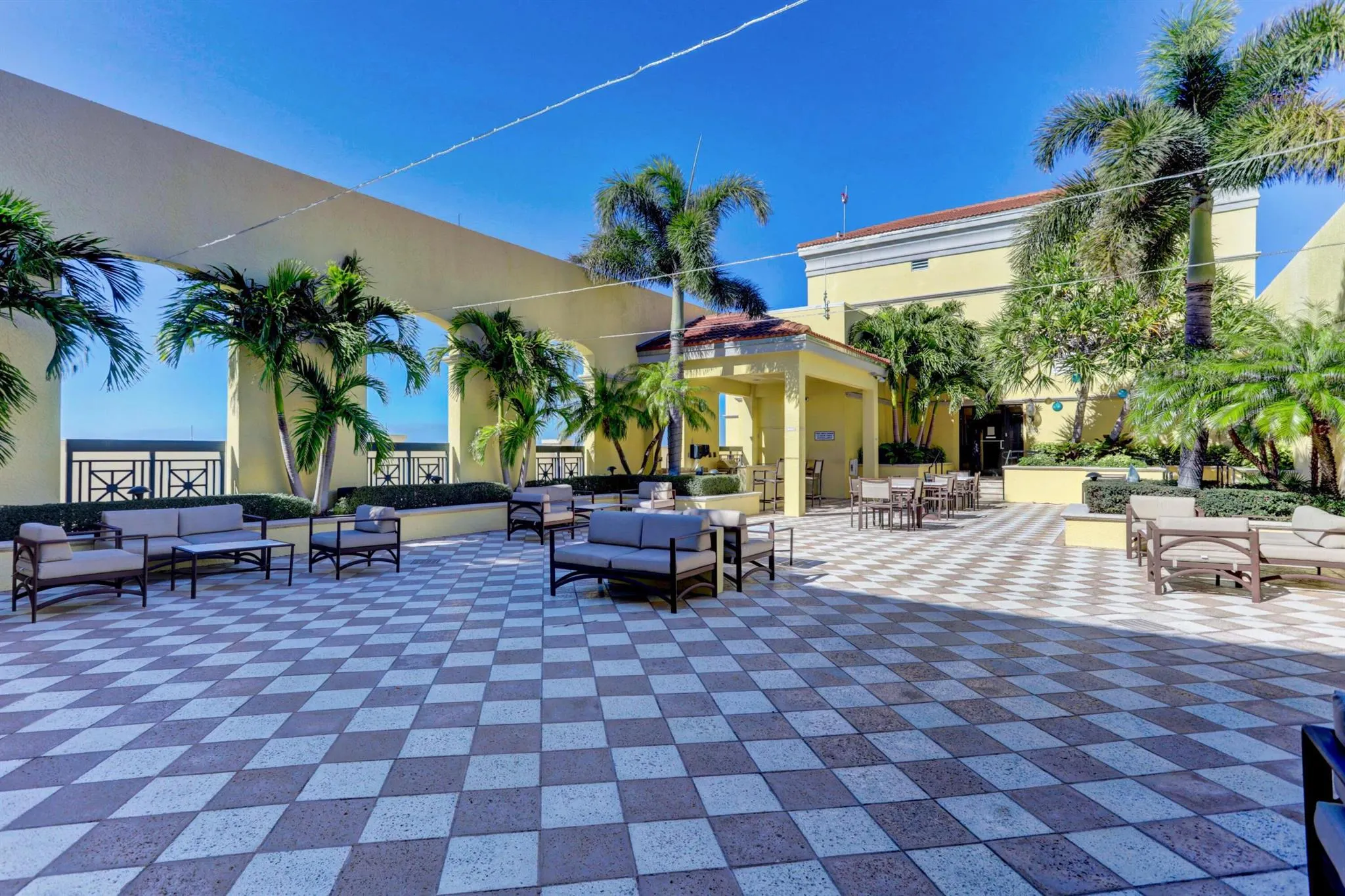 701 S Olive Avenue, #1506