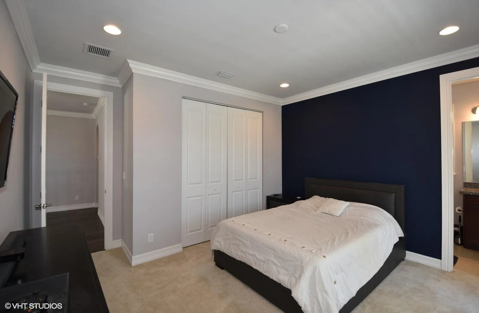 9160 Meridian Drive E