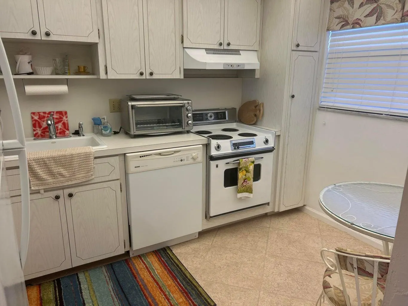 20 Yacht Club Drive, #405