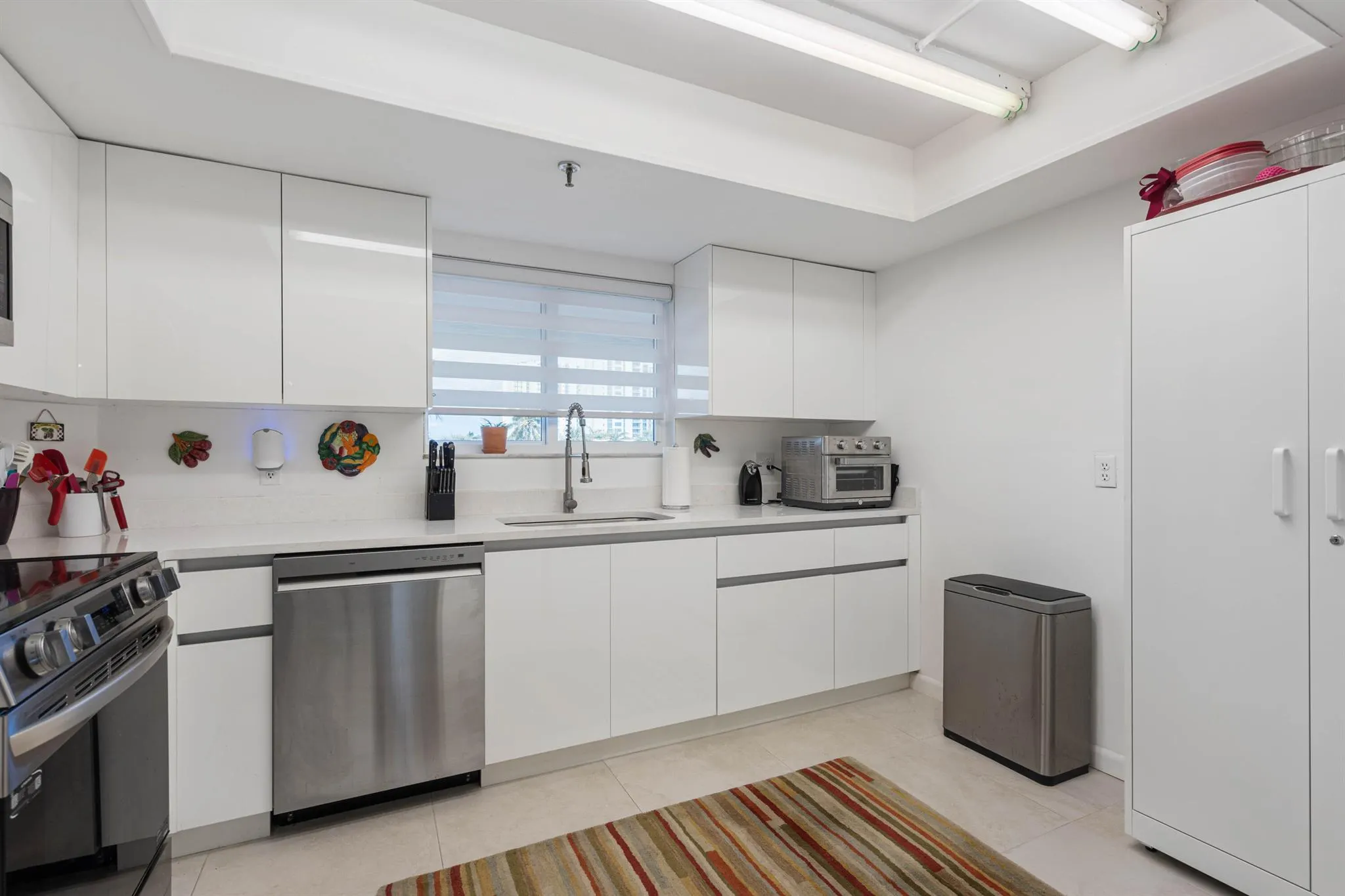 300 Golfview Road, #304