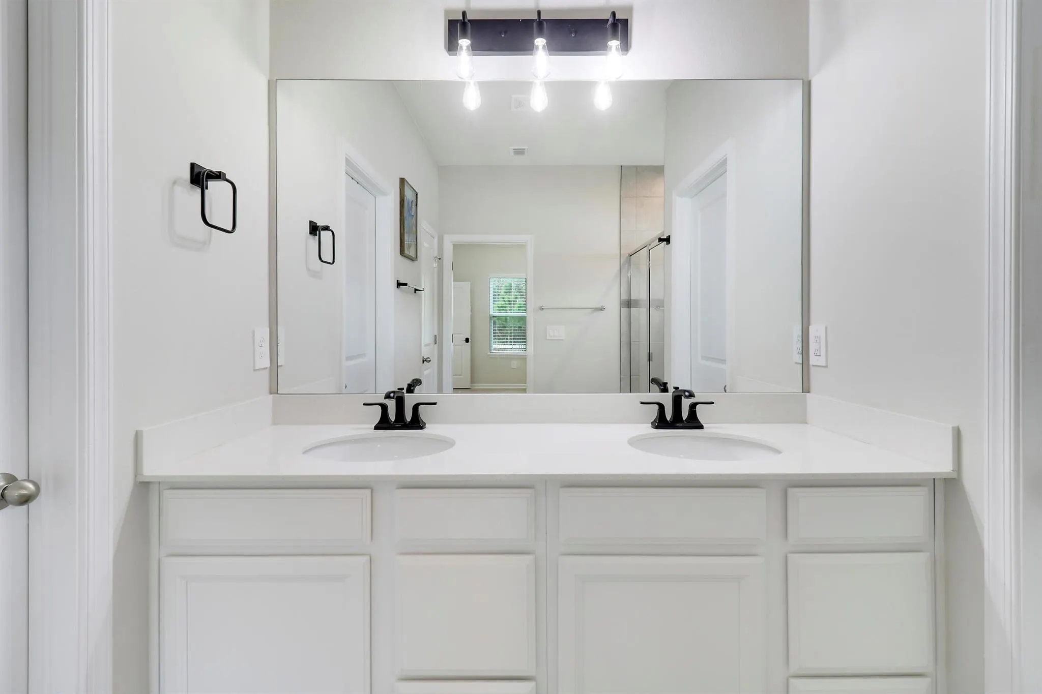 6093 Sequoia Circle