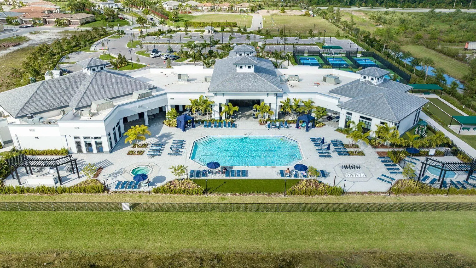 7575 Seacoast Drive