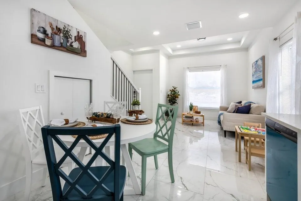 411 NW 12th Avenue