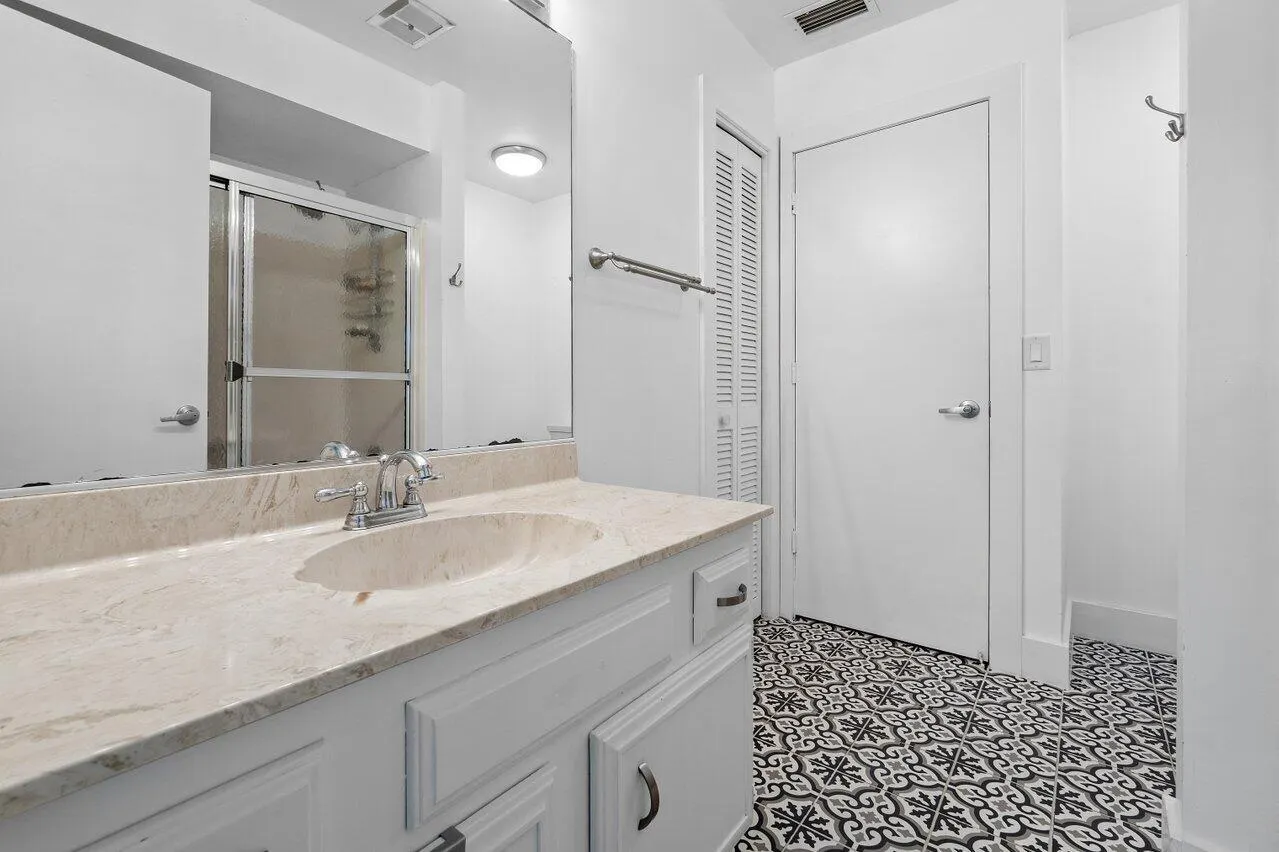 4316 S Ocean Boulevard, #2s