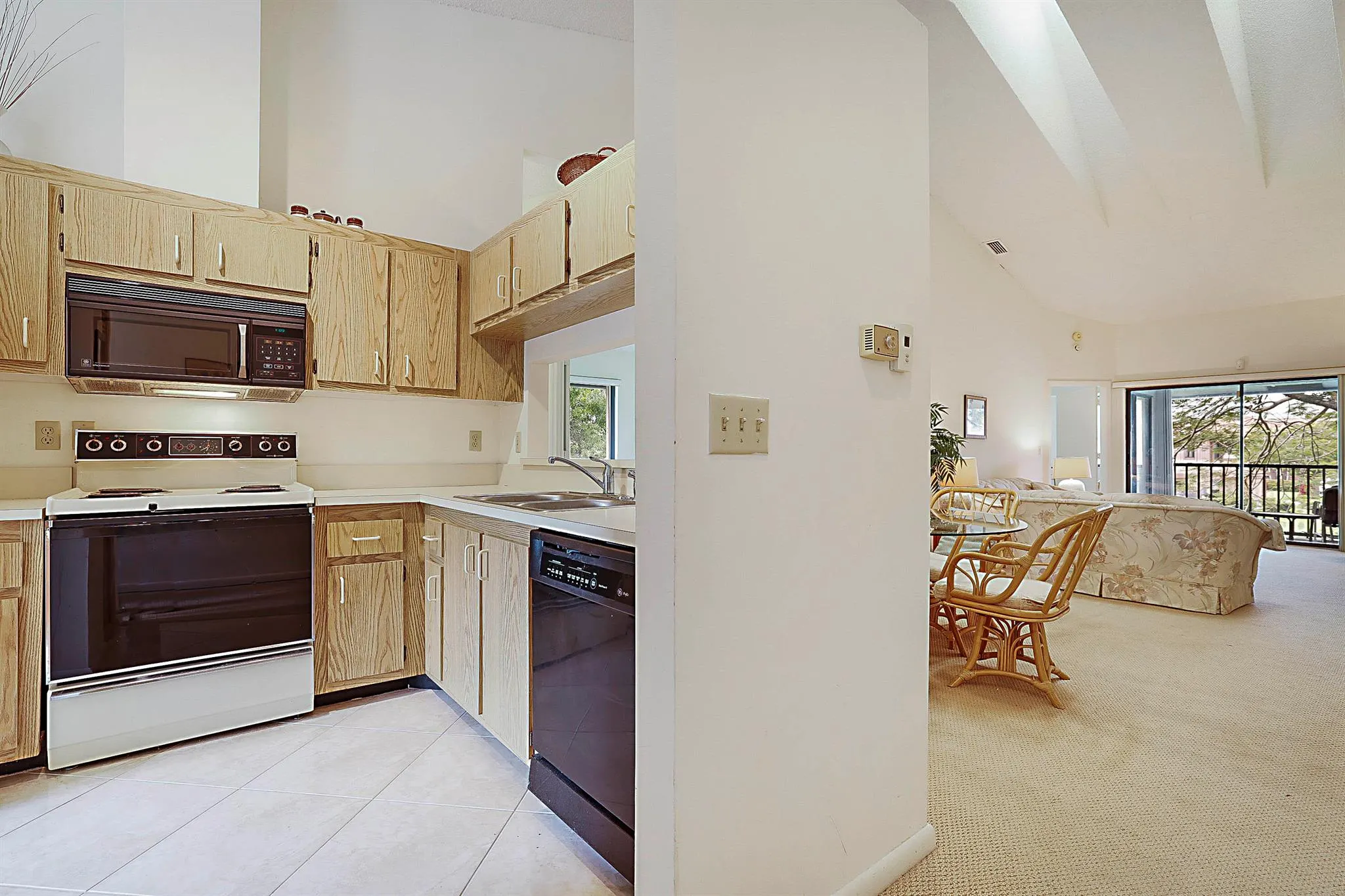705 Harbour Pointe Way, #705