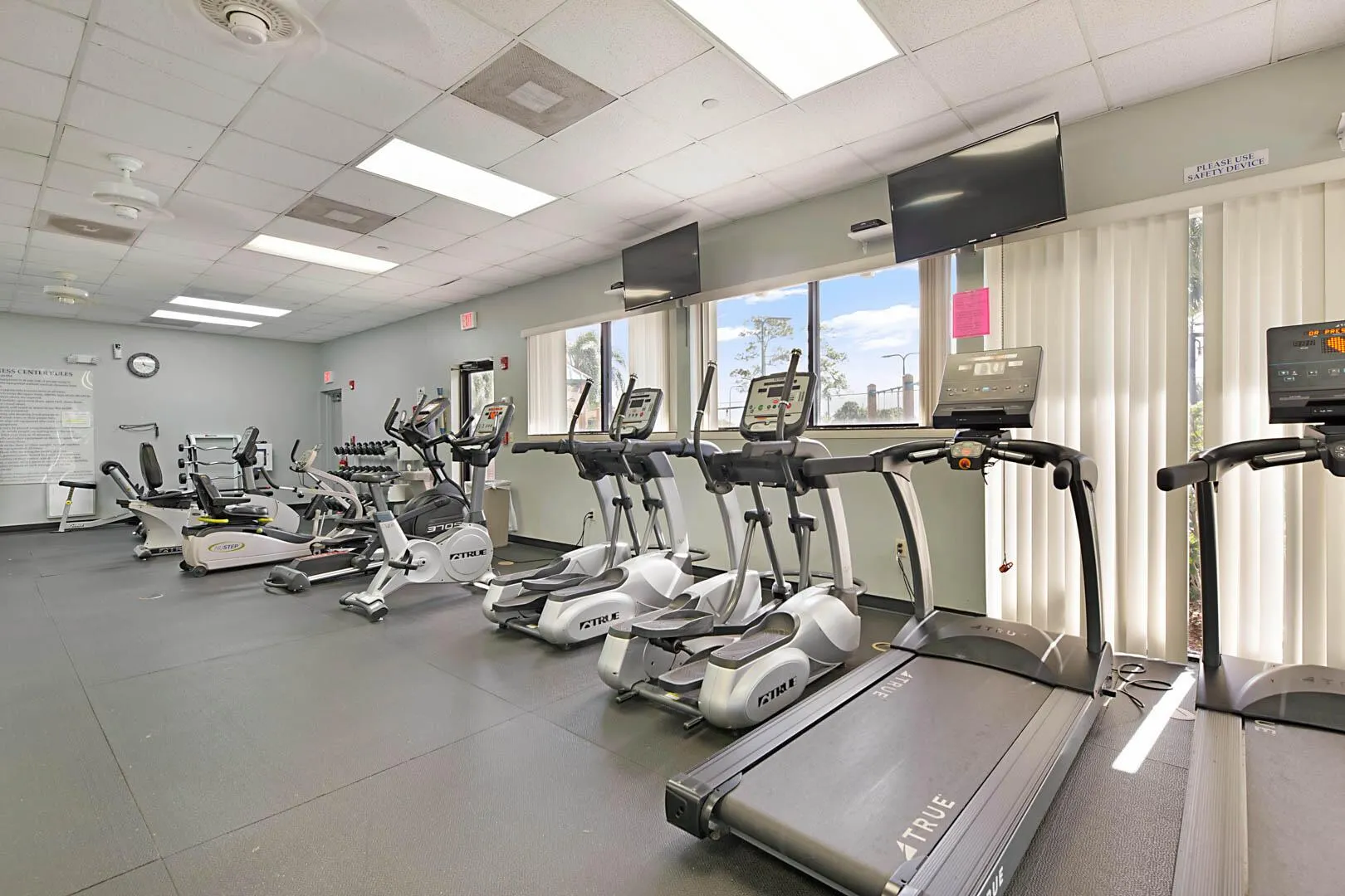 705 Harbour Pointe Way, #705