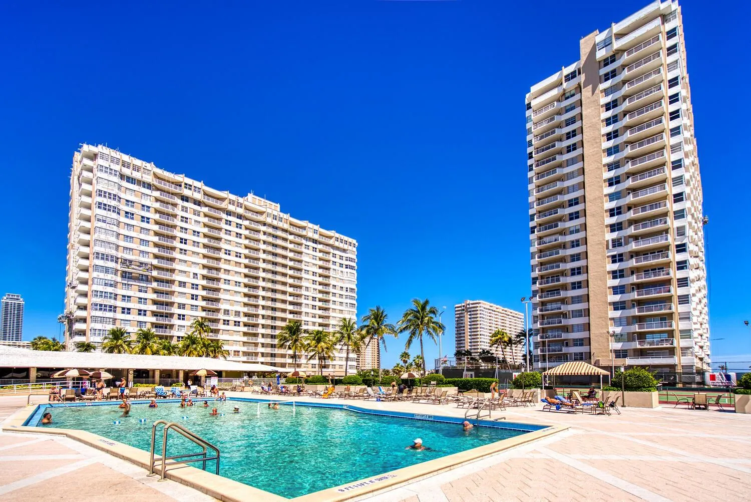 1985 S Ocean Drive, #Lp
