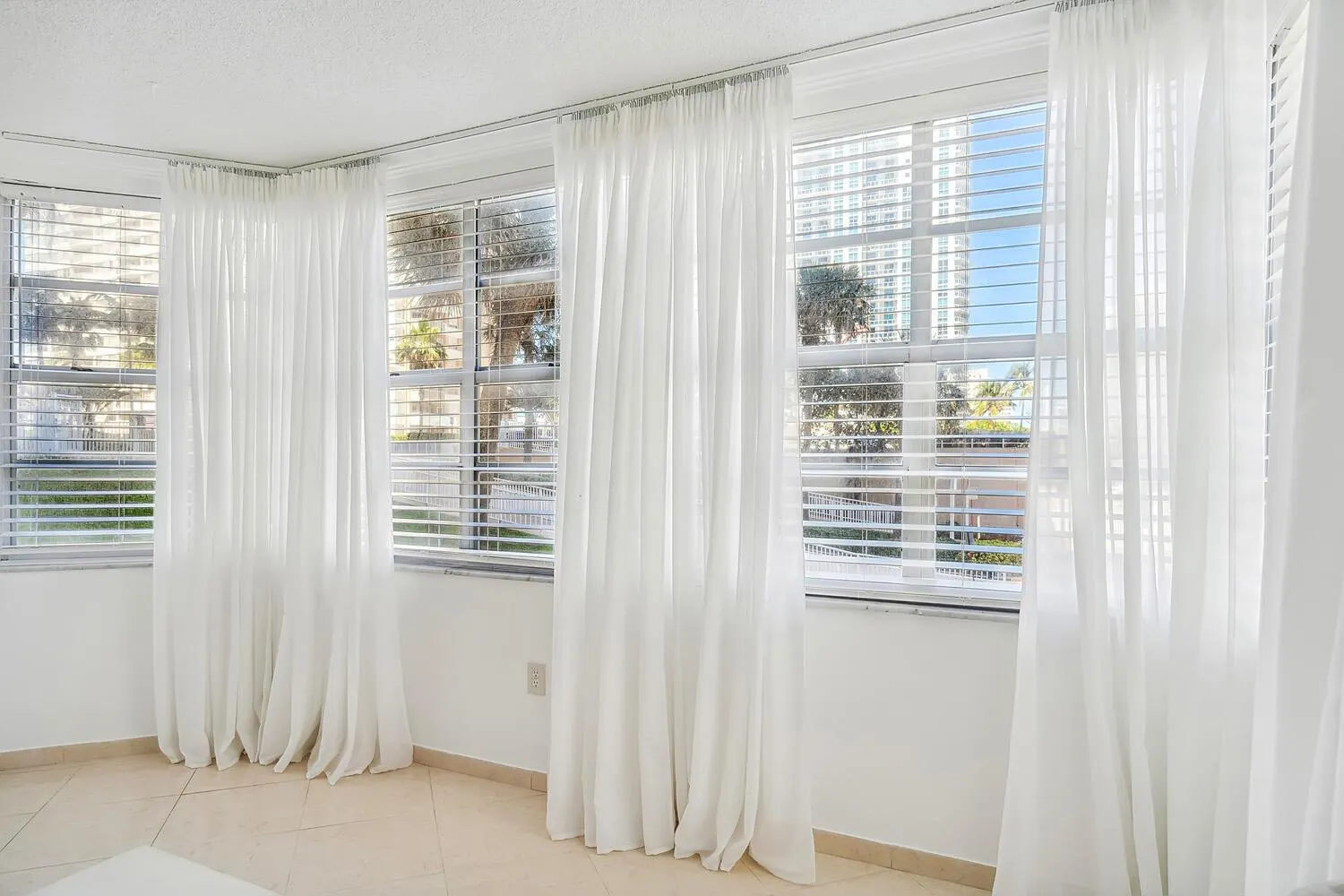 1985 S Ocean Drive, #Lp