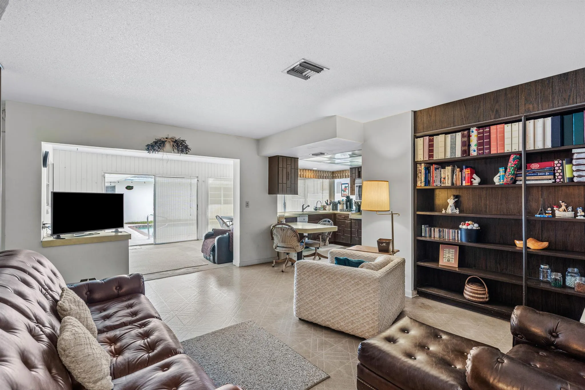 4705 Holly Drive