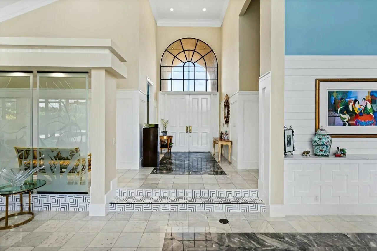 4869 Tallowwood Lane