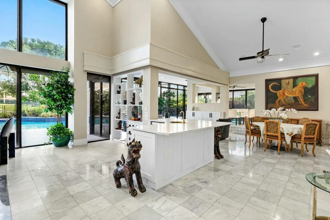 4869 Tallowwood Lane