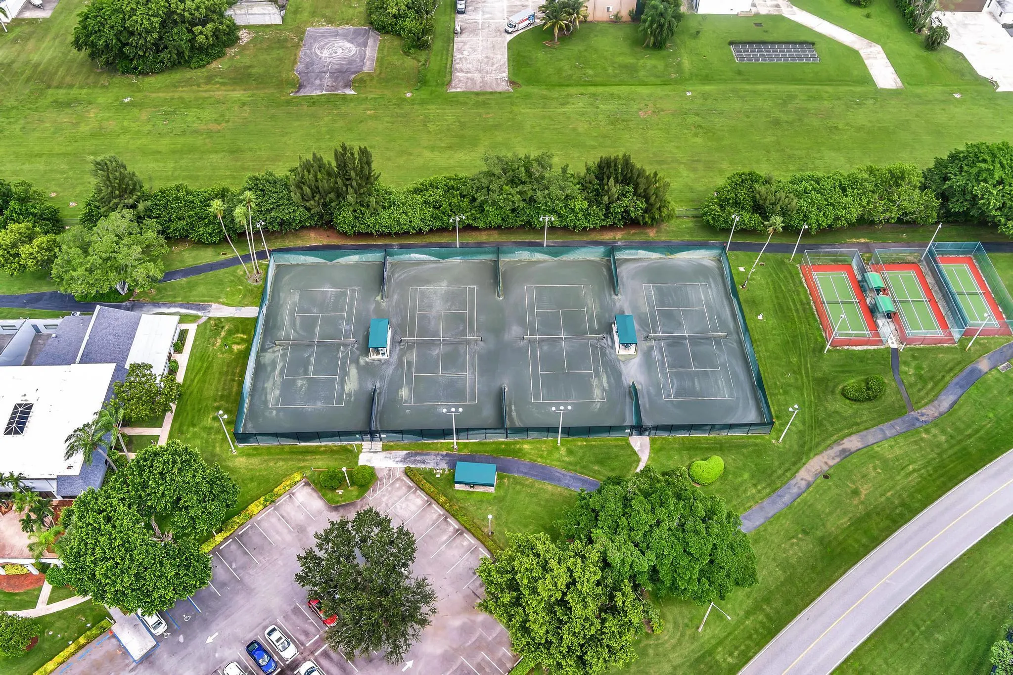 7076 Huntington Lane, #803