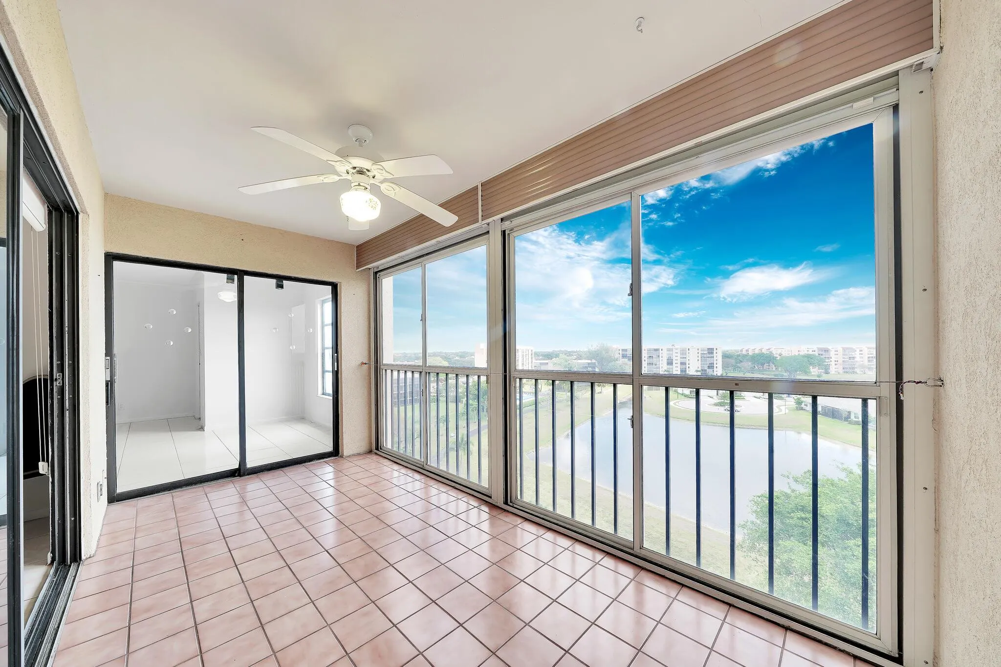 7076 Huntington Lane, #803