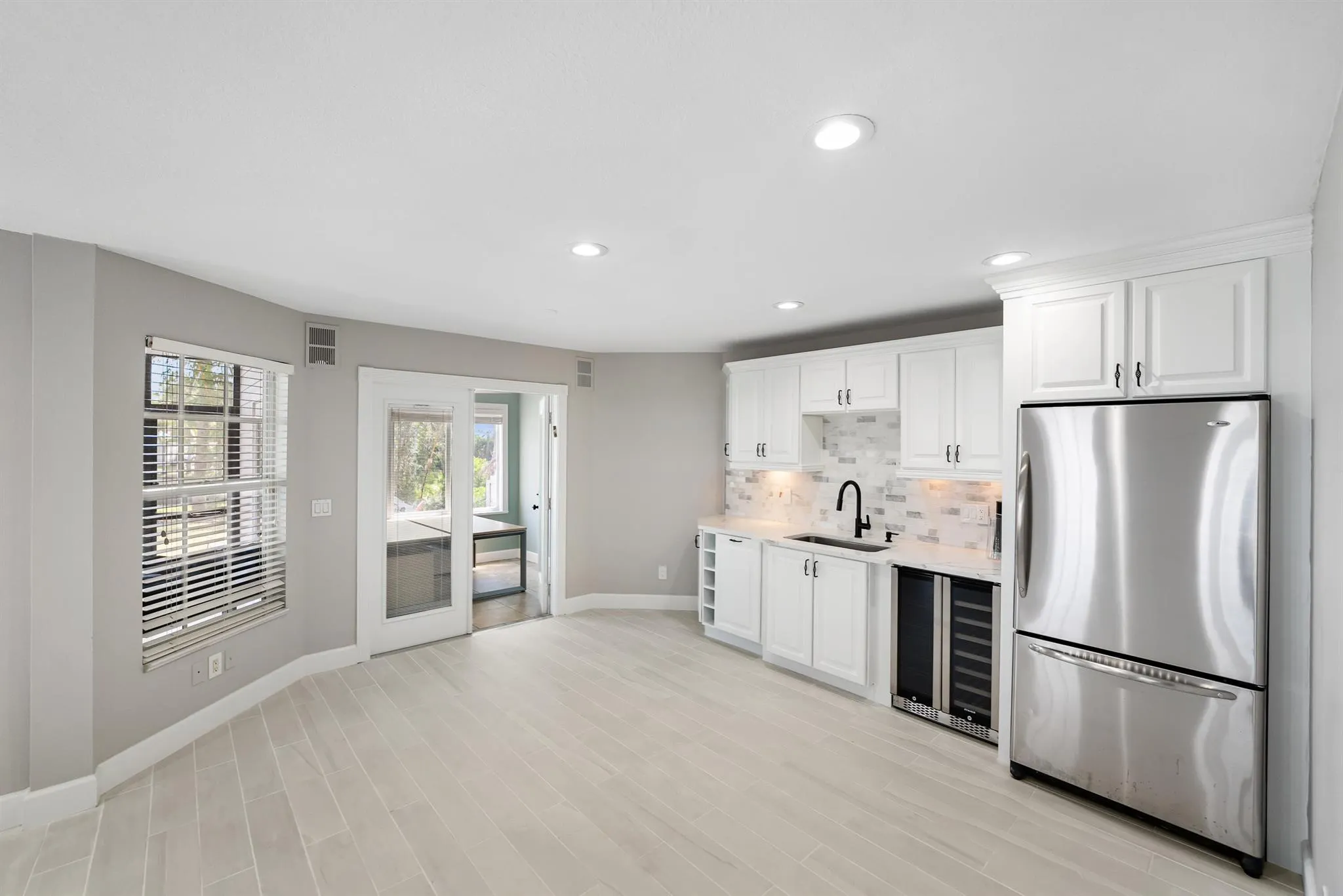 1447 SW Peninsula Lane