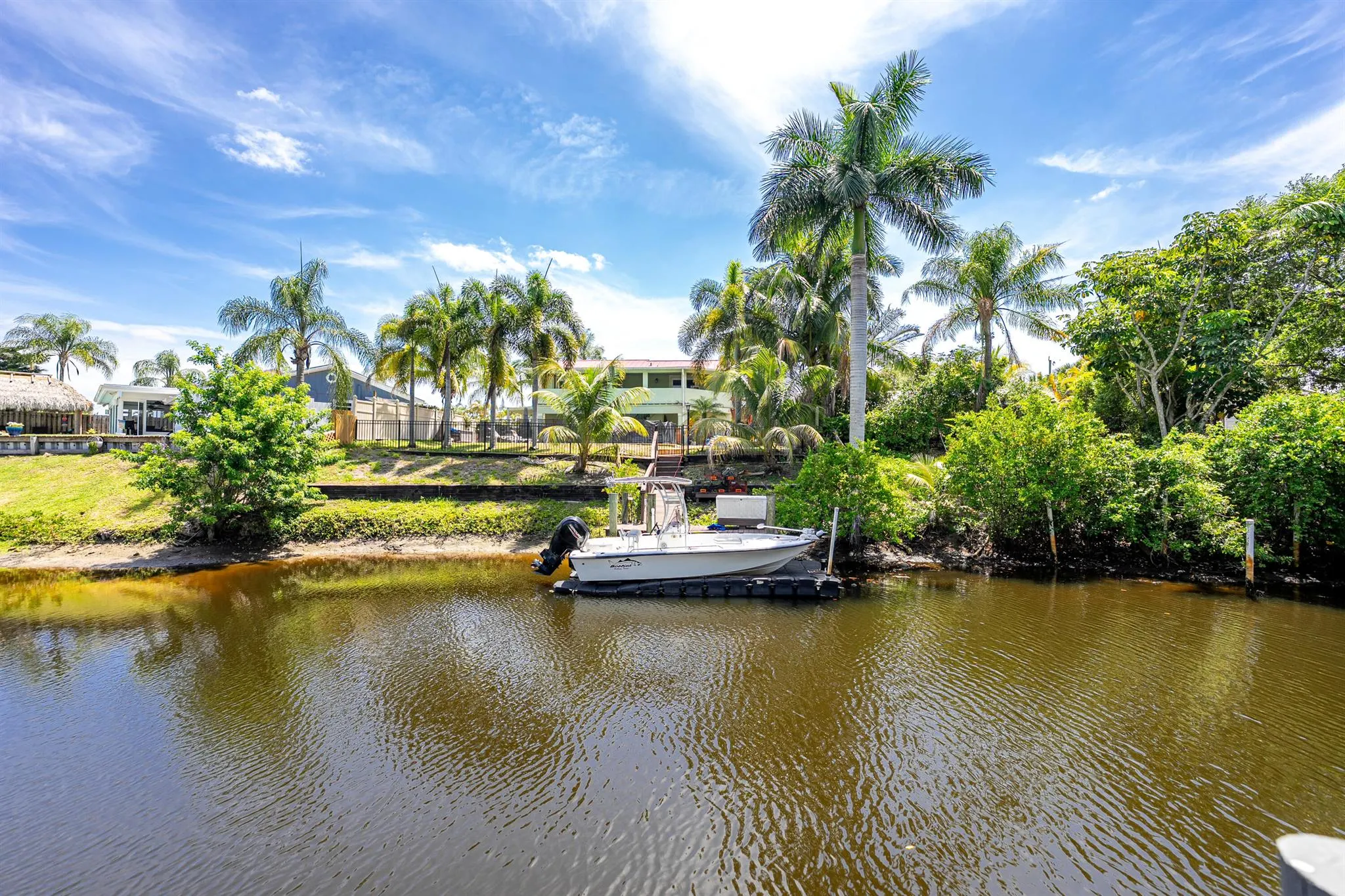 1447 SW Peninsula Lane