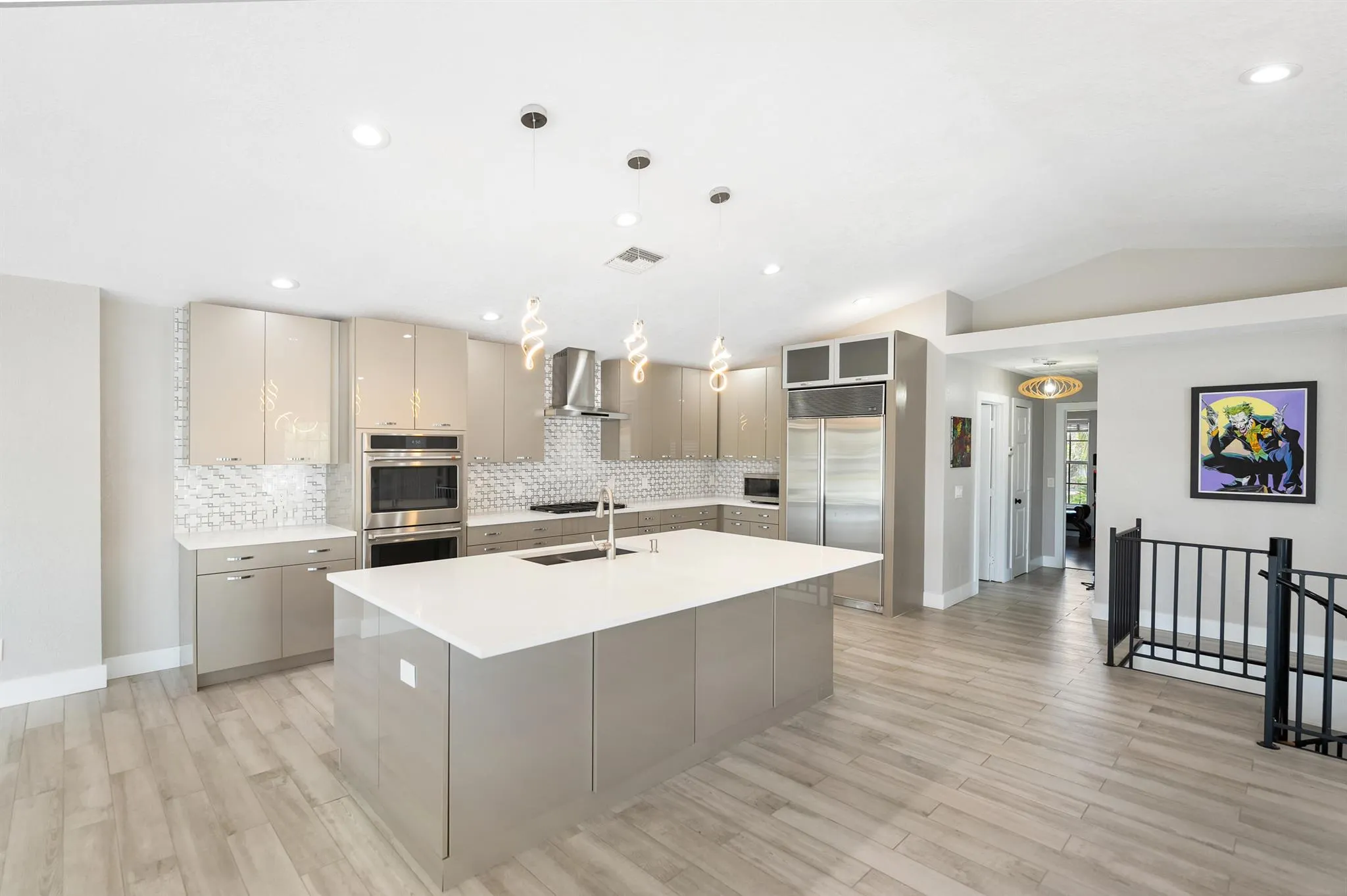 1447 SW Peninsula Lane
