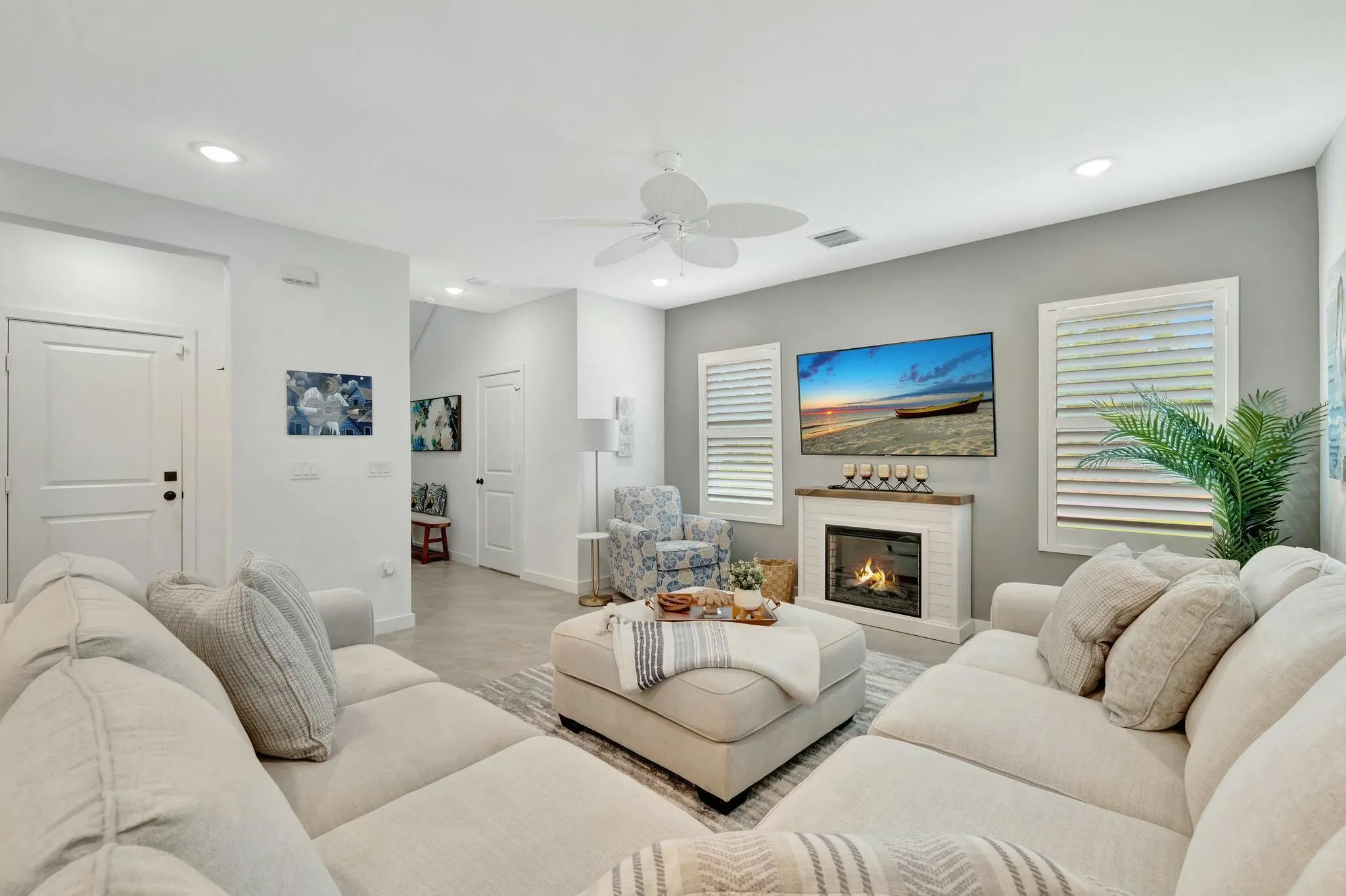 601 NE Waters Edge Lane, #2101
