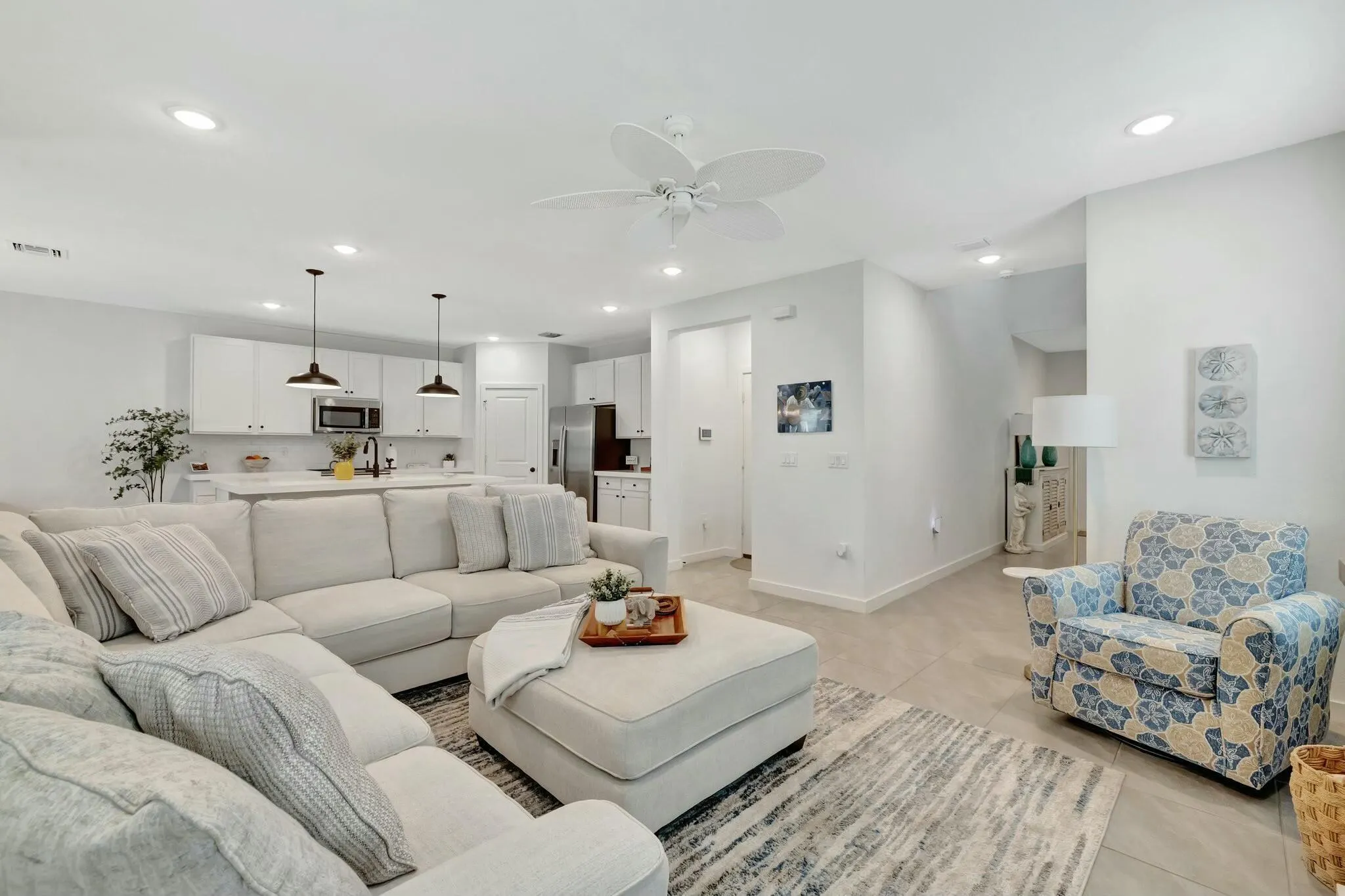 601 NE Waters Edge Lane, #2101