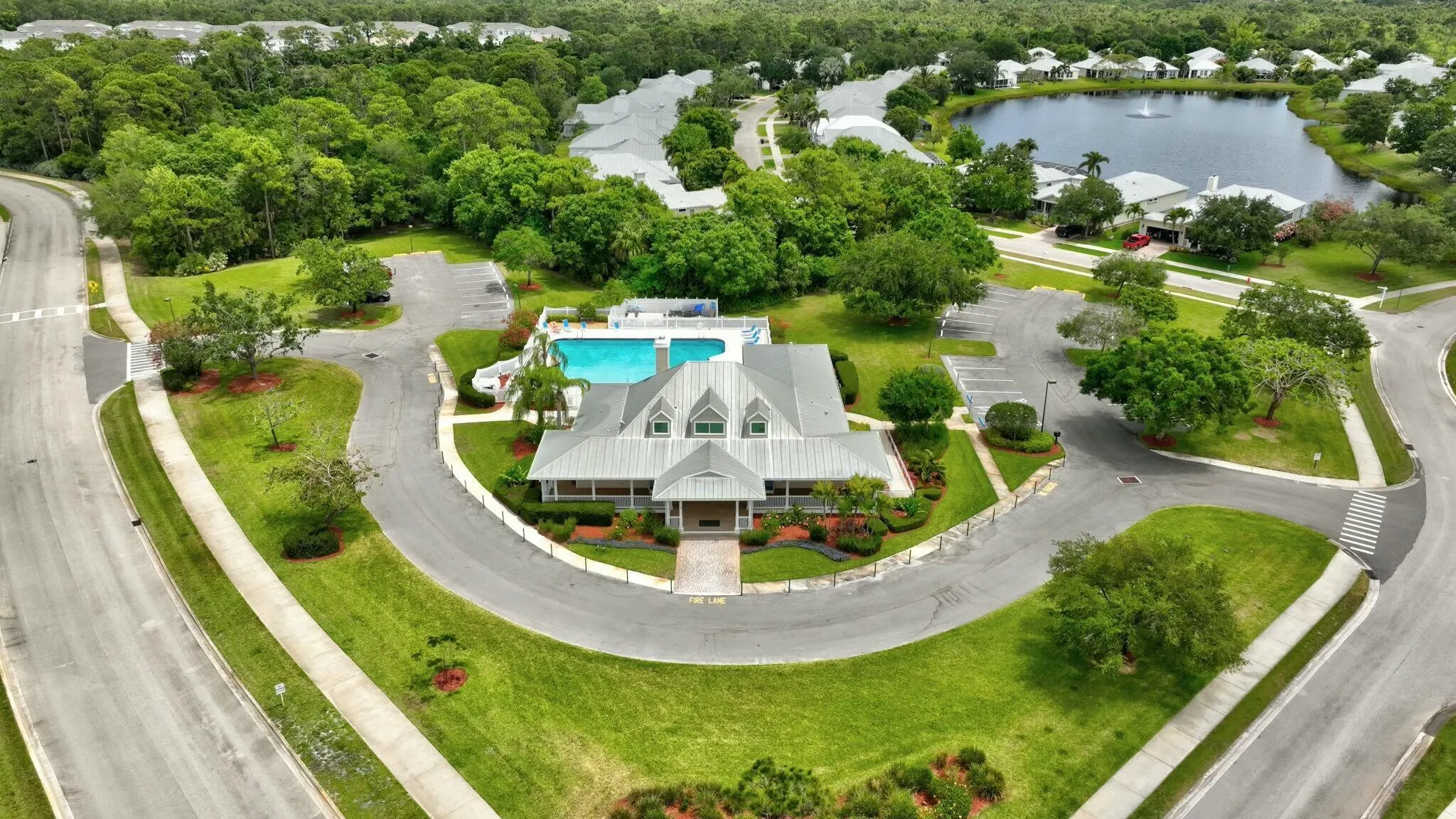 601 NE Waters Edge Lane, #2101