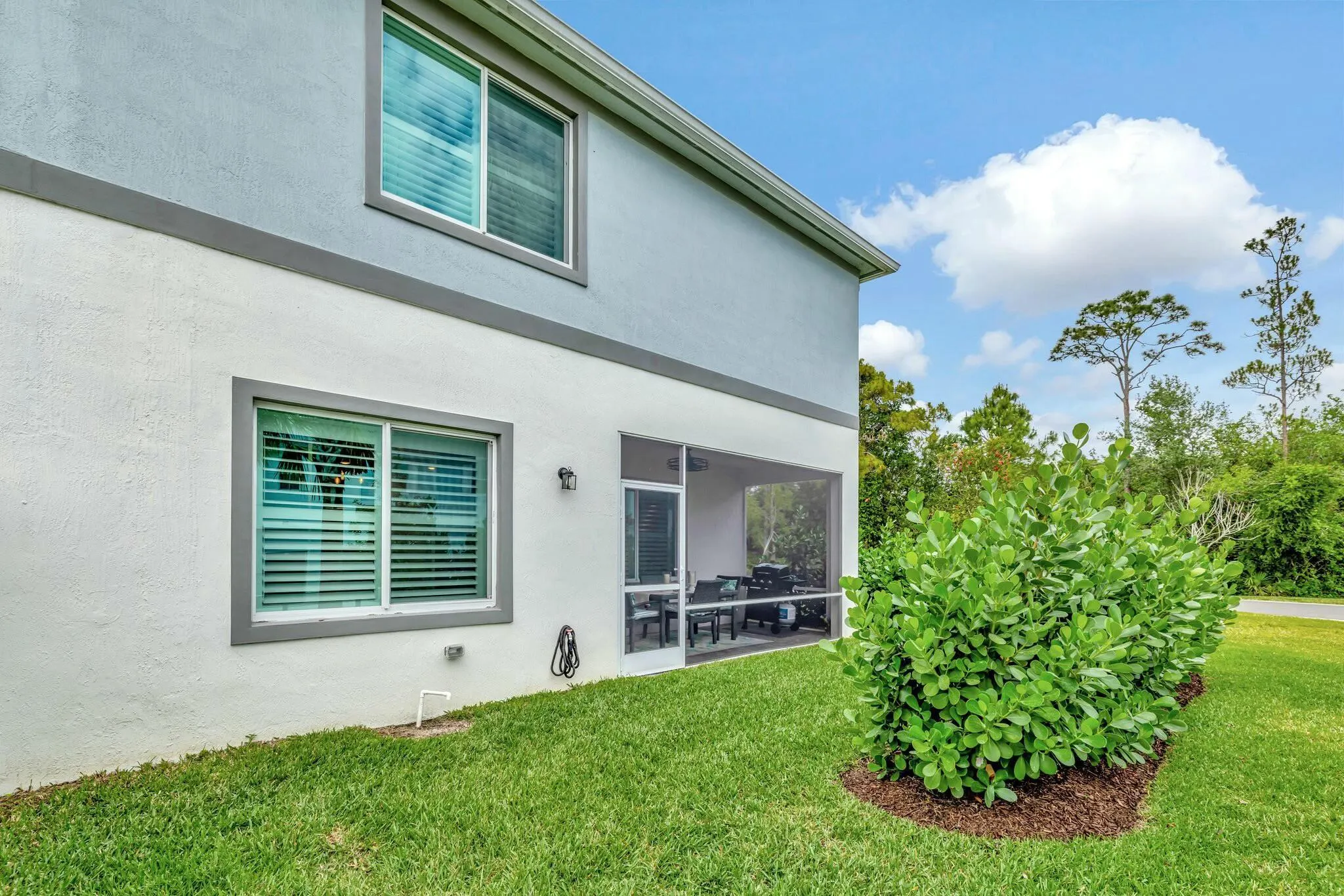 601 NE Waters Edge Lane, #2101