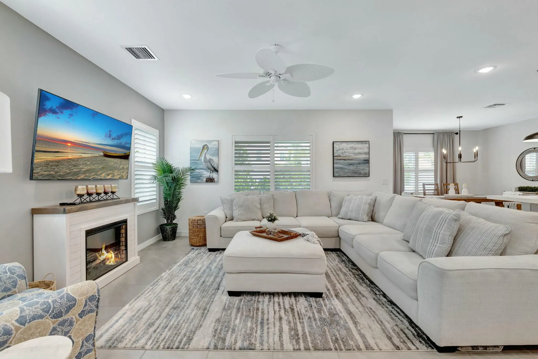 601 NE Waters Edge Lane, #2101