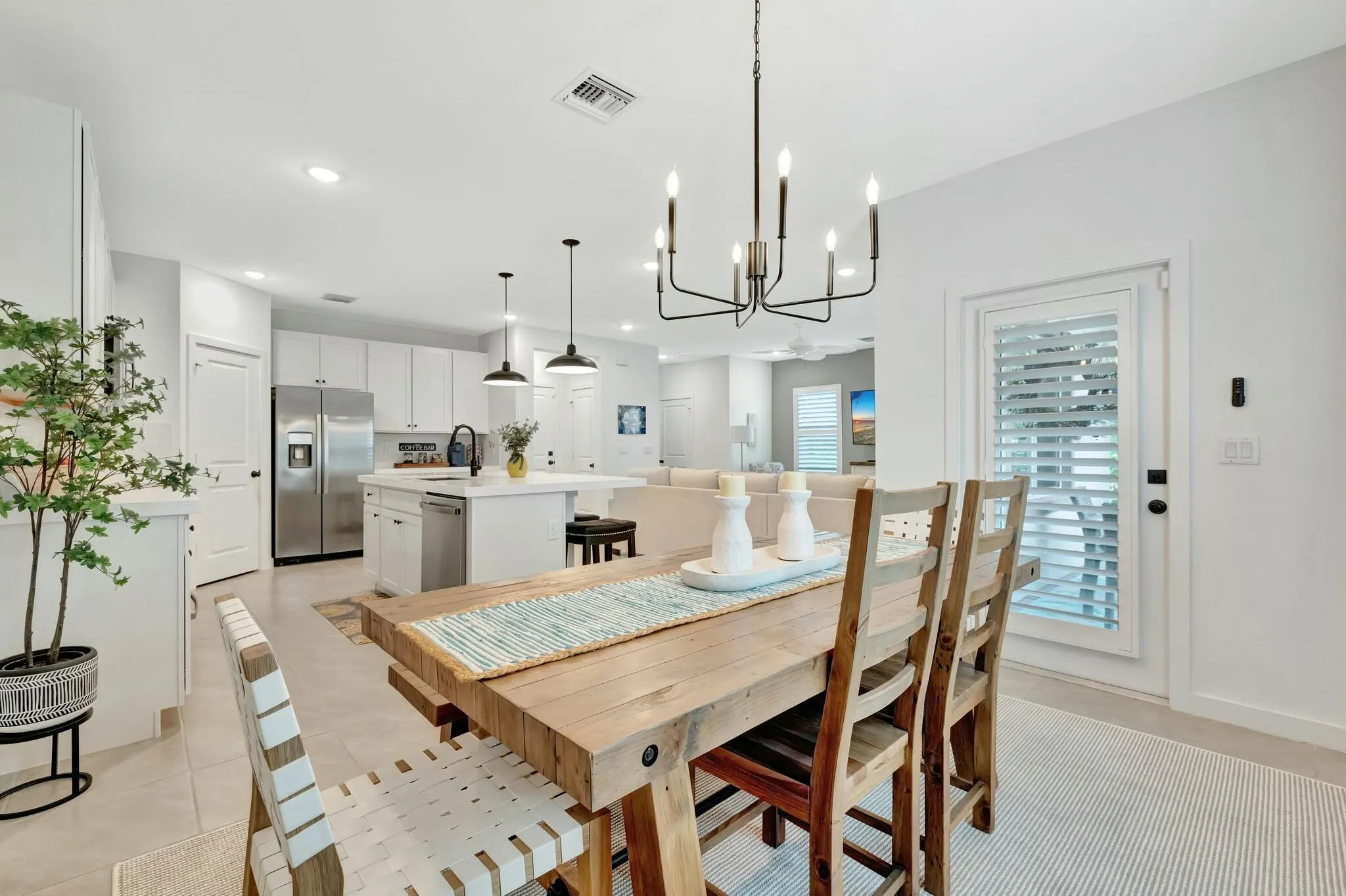 601 NE Waters Edge Lane, #2101