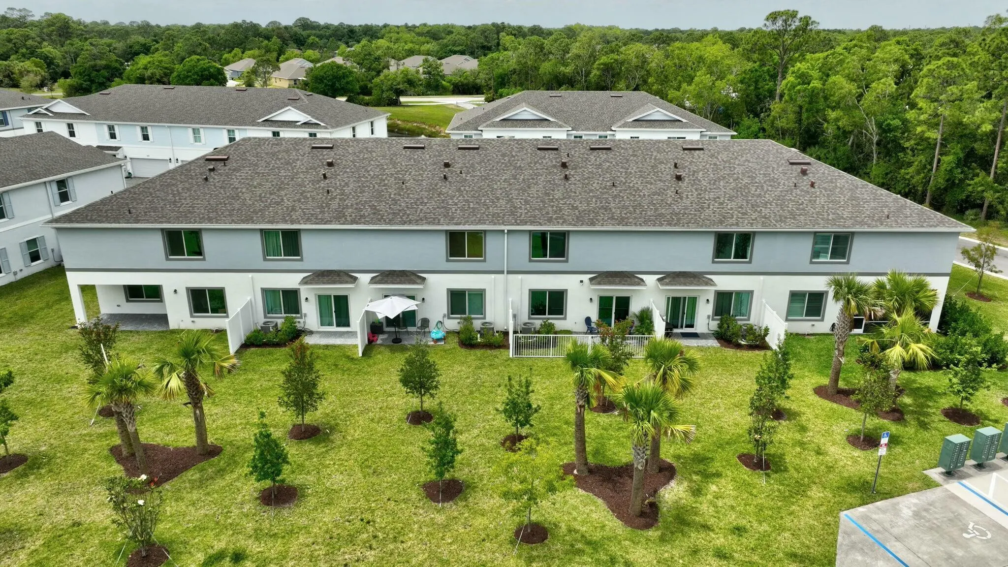 601 NE Waters Edge Lane, #2101