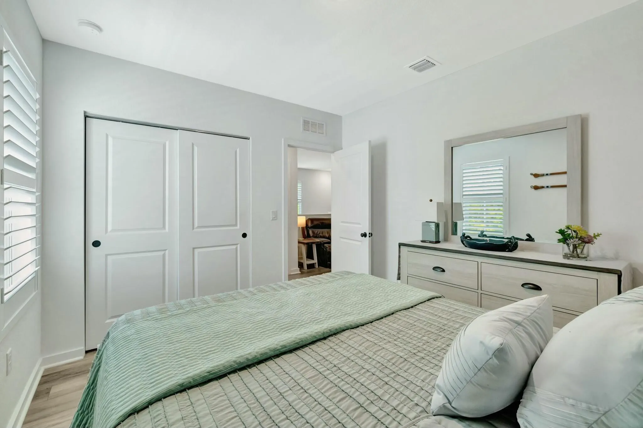 601 NE Waters Edge Lane, #2101