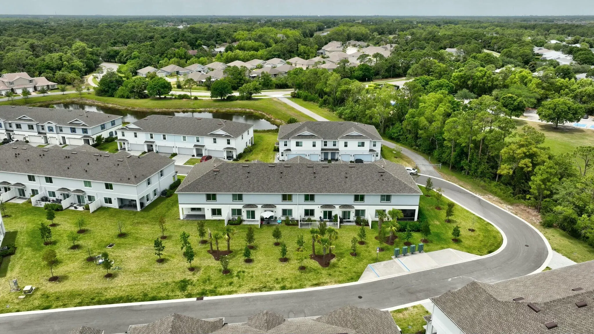 601 NE Waters Edge Lane, #2101