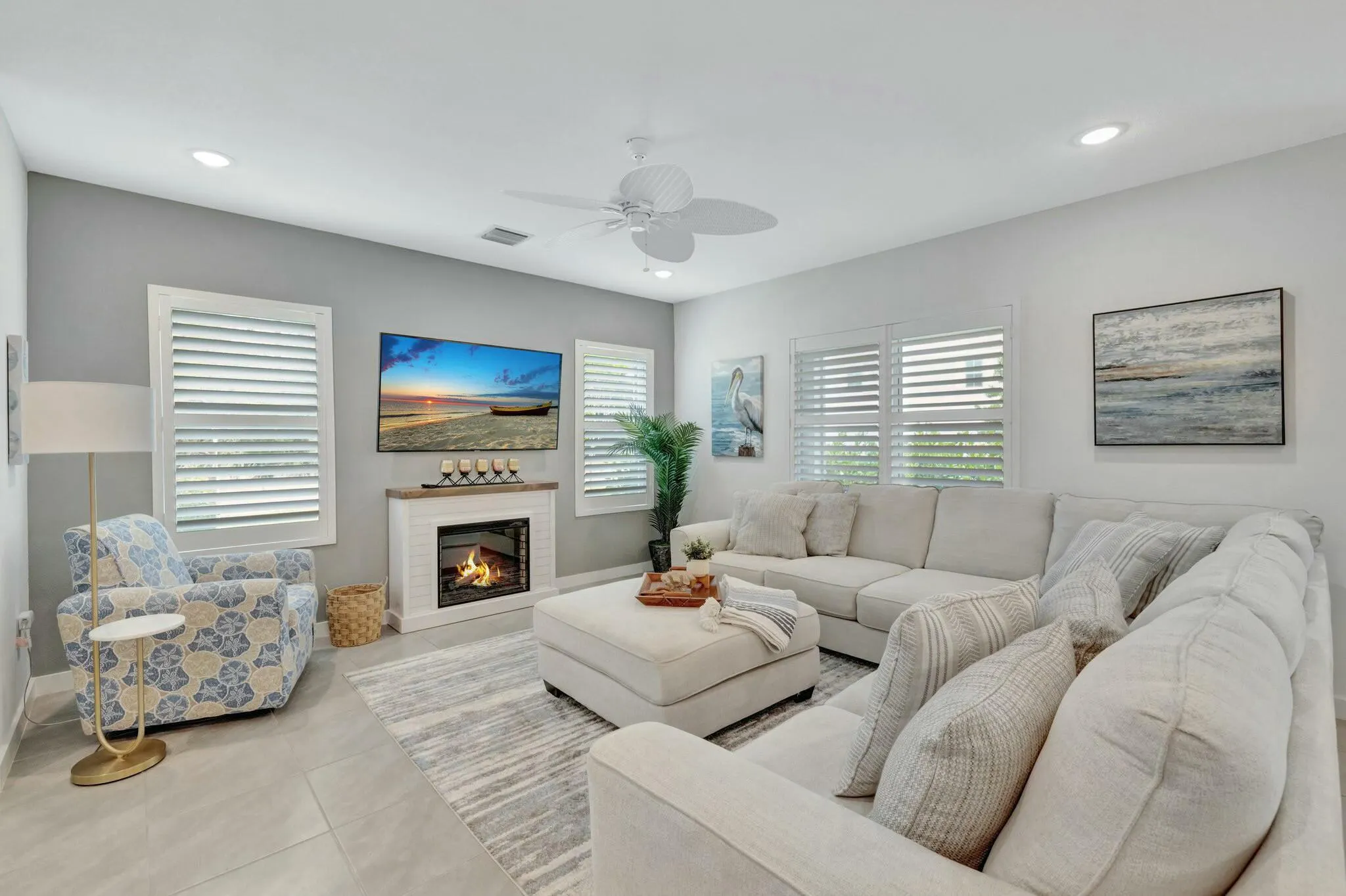 601 NE Waters Edge Lane, #2101