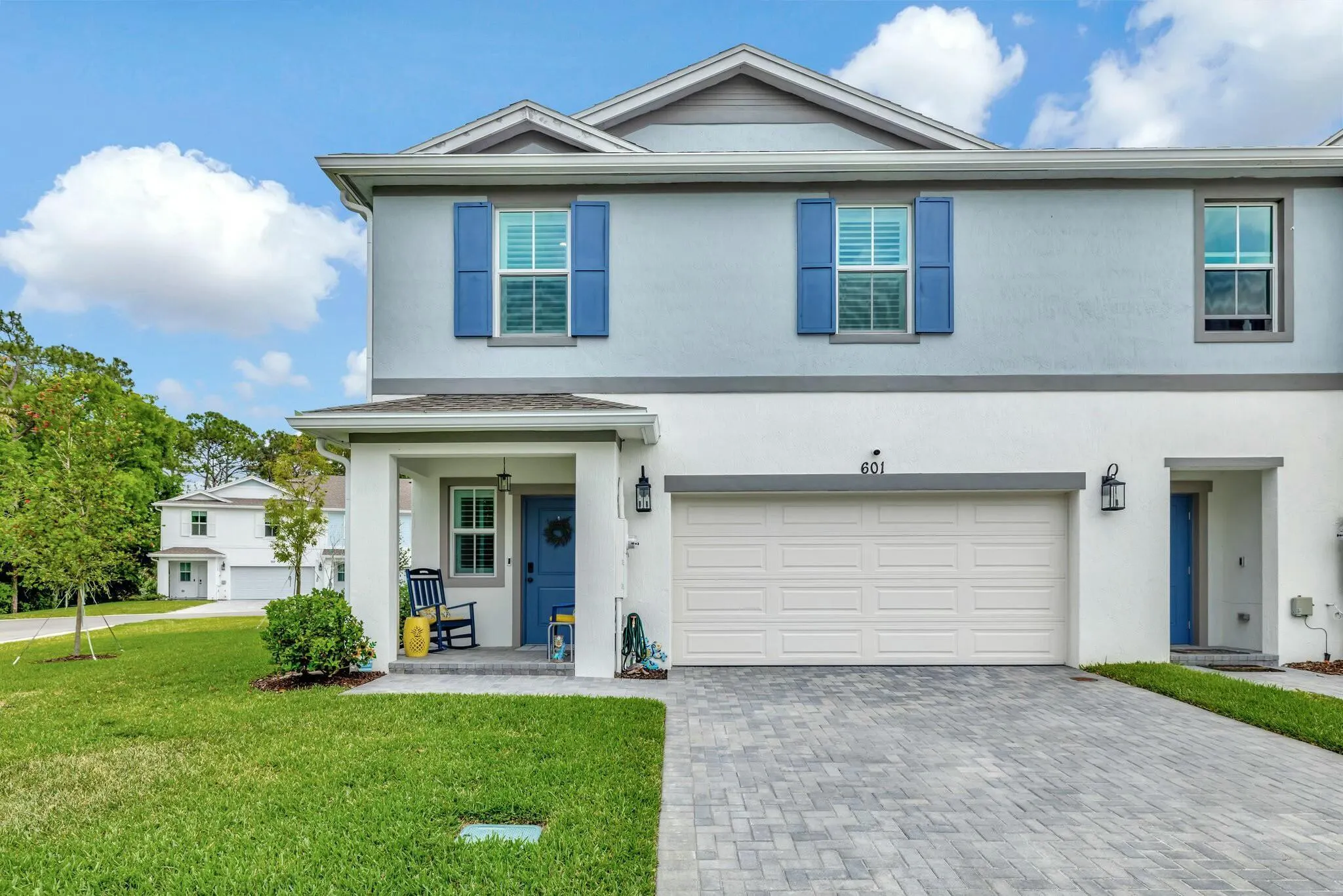 601 NE Waters Edge Lane, #2101