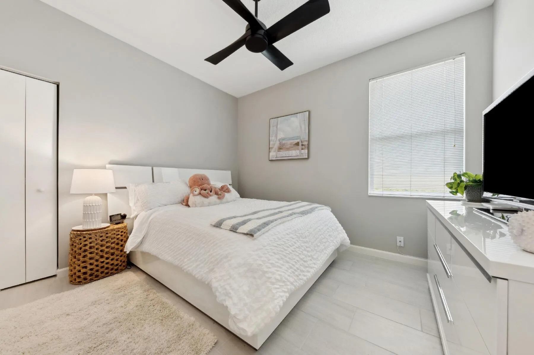 175 Harbor Lake Circle