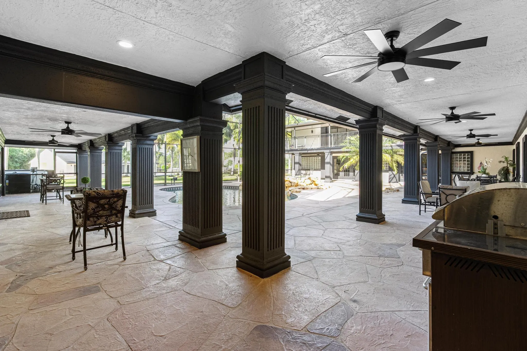 6186 Duckweed Road