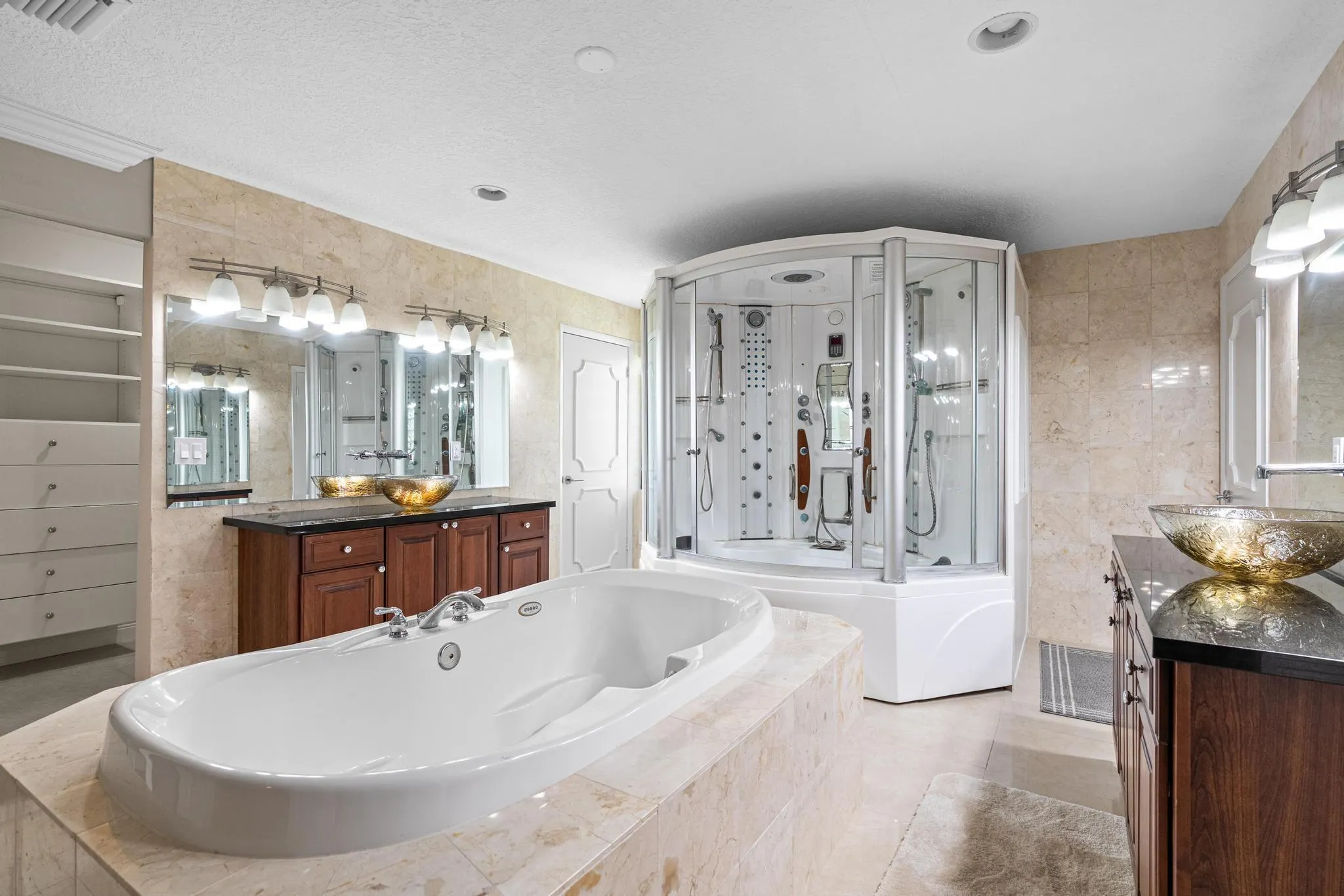 6186 Duckweed Road