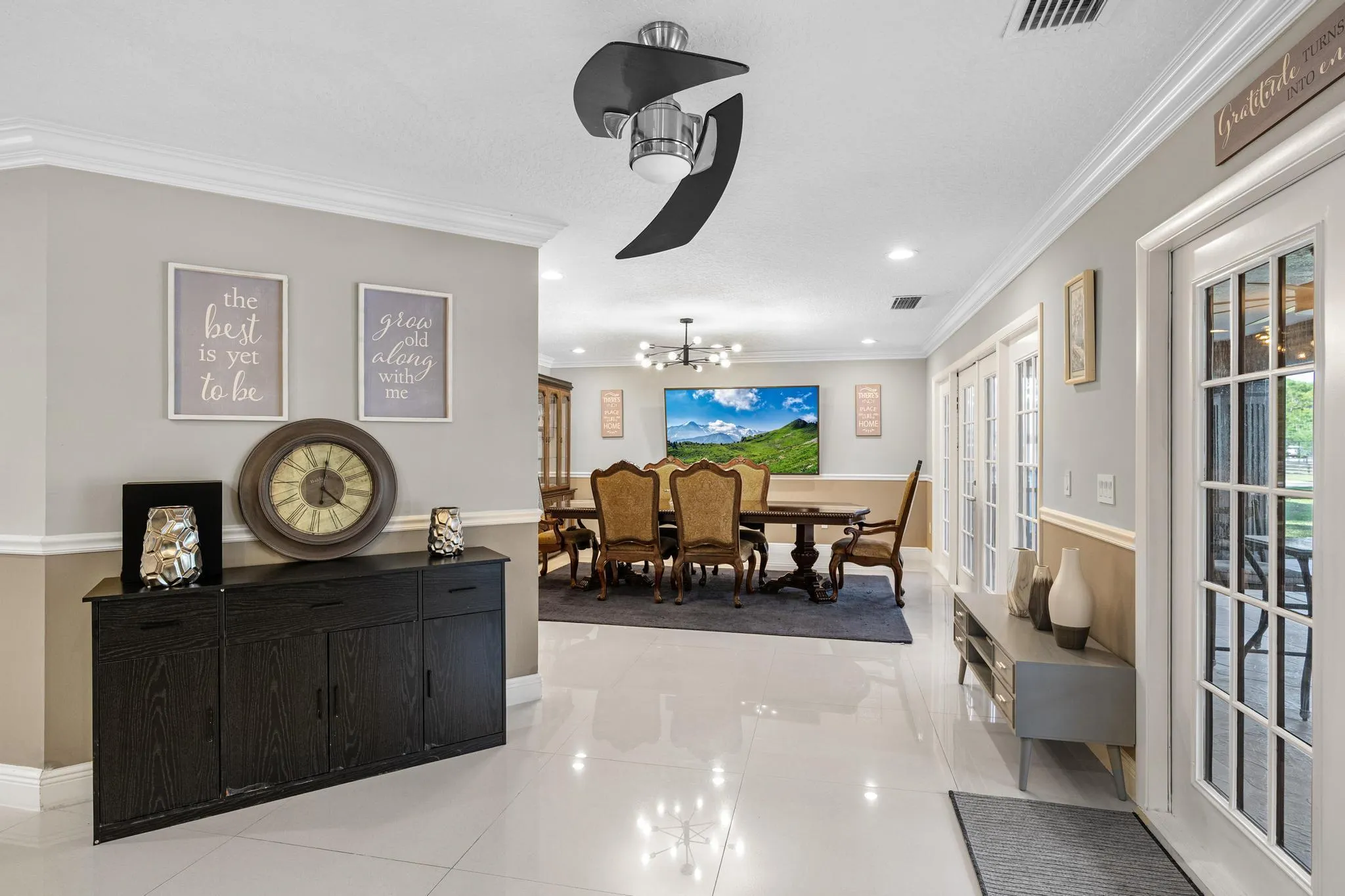 6186 Duckweed Road