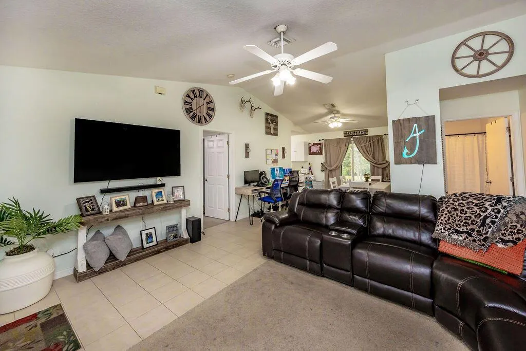 17917 49th Street N