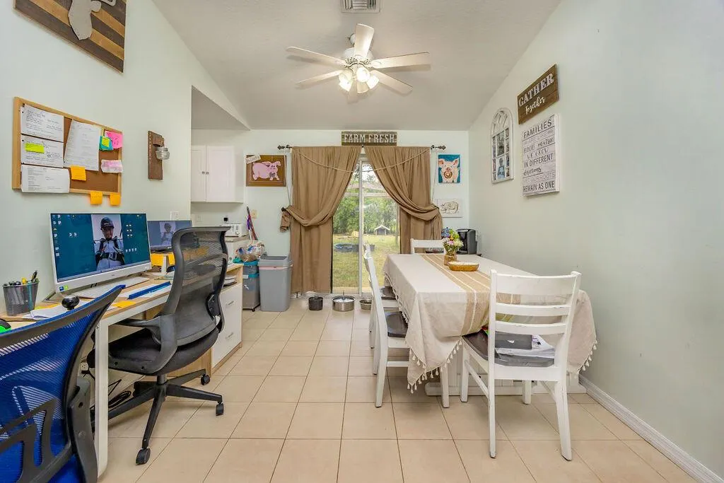 17917 49th Street N